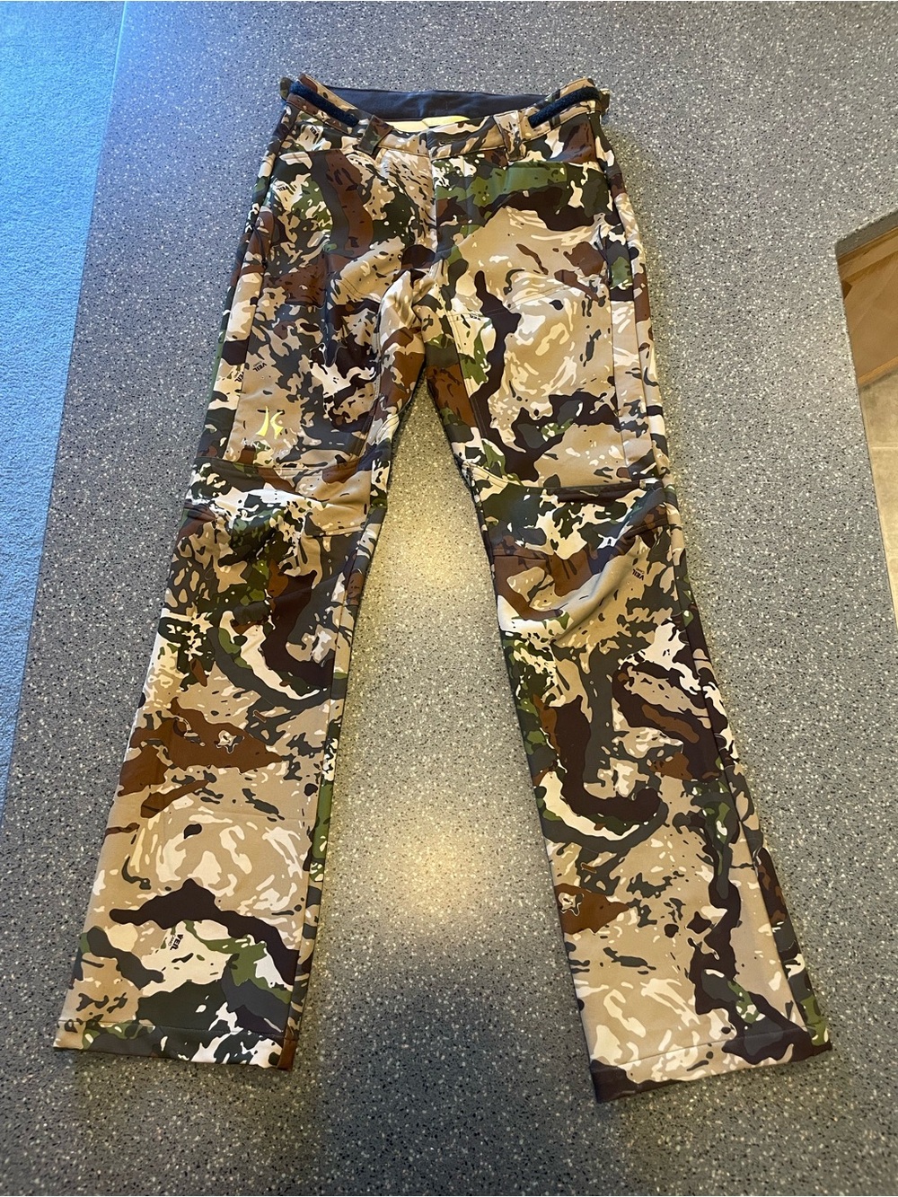 Killik Veil Camouflage Boot Cut Women's Pants - Green/Brown Camo